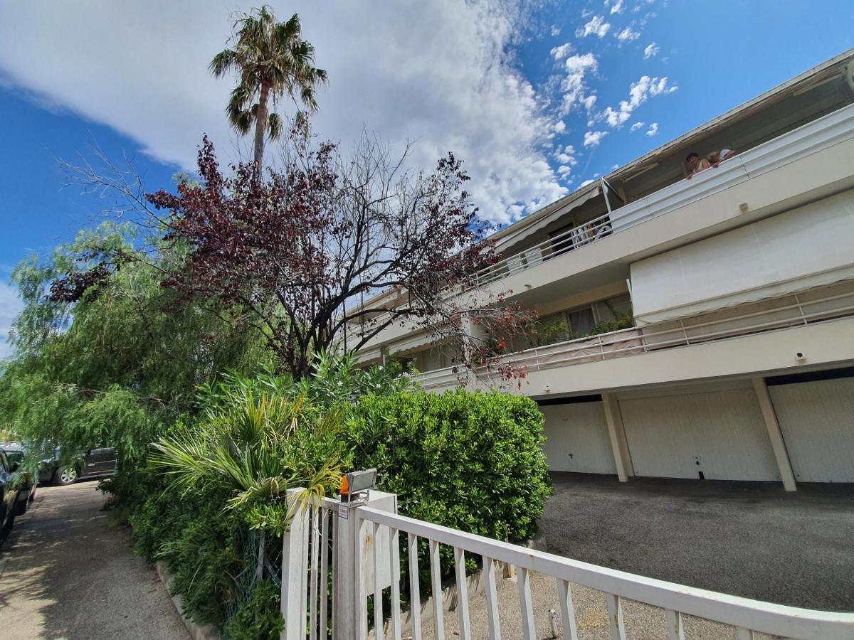 Palm Paradise, By Welcome To Cannes Apartment Екстериор снимка