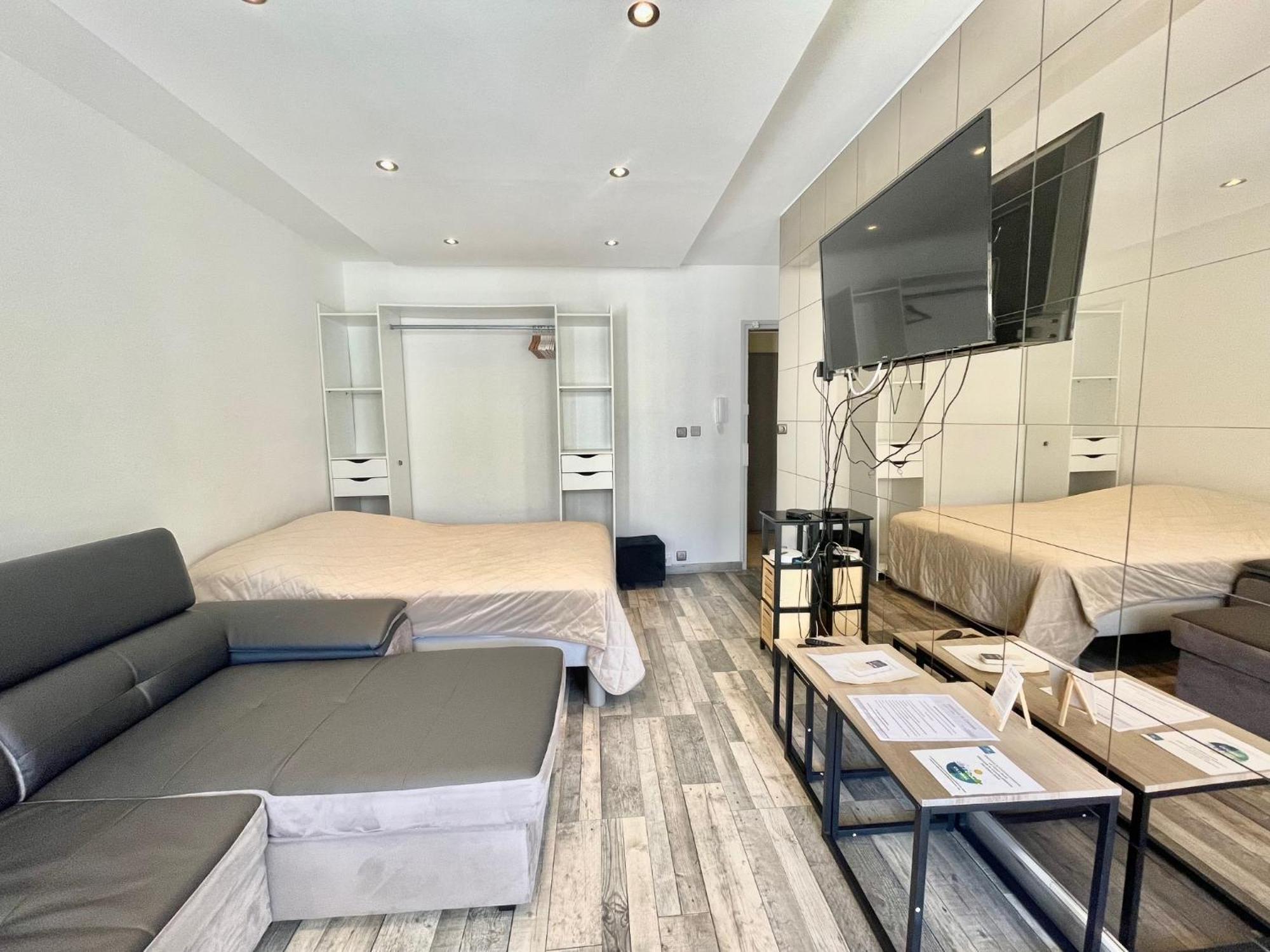 Palm Paradise, By Welcome To Cannes Apartment Екстериор снимка